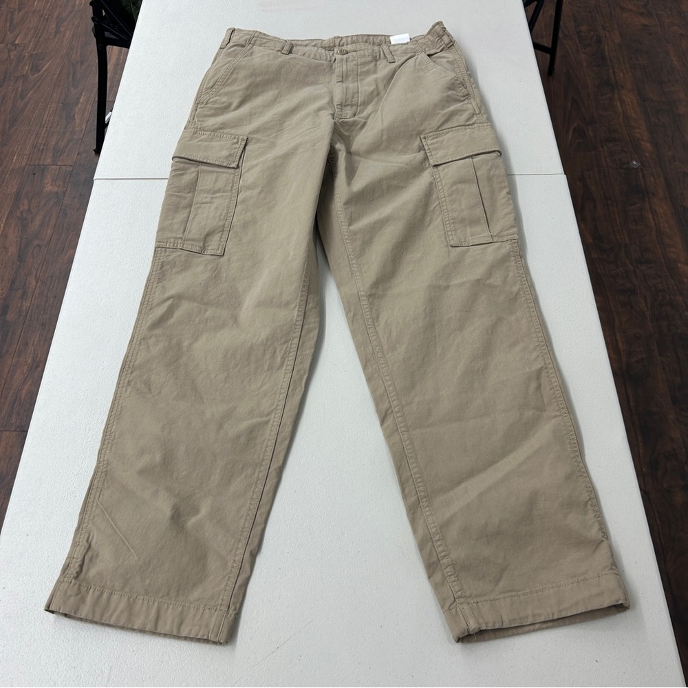Uniqlo Unisex Khaki Cargo Pants